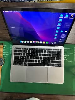 2019 macbook Air 128 GB i5