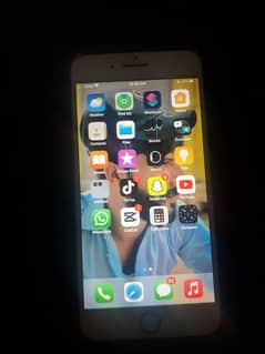 I phone 7 plus 32 gp pta appord Las condition argent sale 0