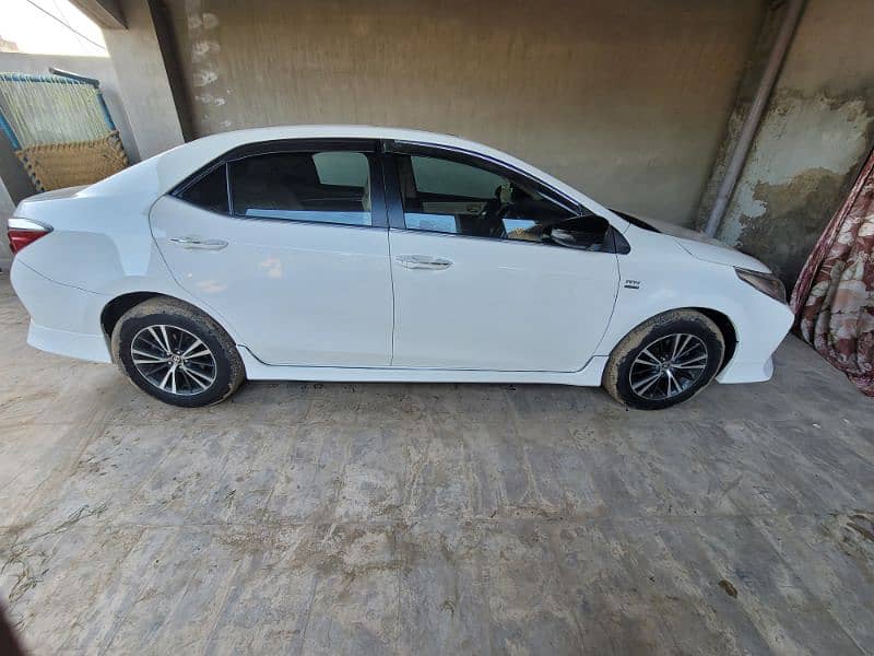 Toyota Altis Grande 2018 0