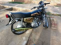 Honda 125s gold edition