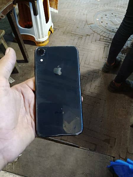 iphone xr 4