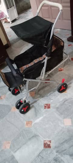 pram for urgent sale 0