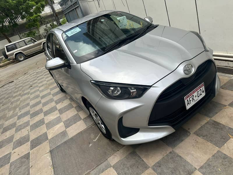 Toyota Yaris 2021 X package 2