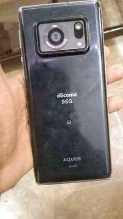 Aquos r6 5G