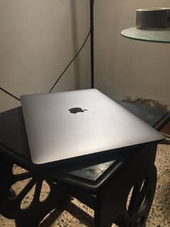 Apple Macbook Air 2019 0