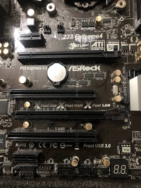 Motherboard  z77 Extreme4 2