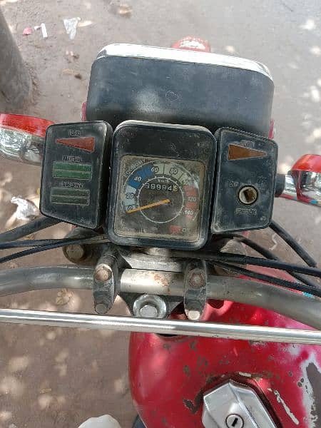 Yamaha y100 Bahtreen condition fst hand us 6