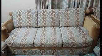 5 seater sofa set urgent sale| Gulshan iqbal 10a karachi |