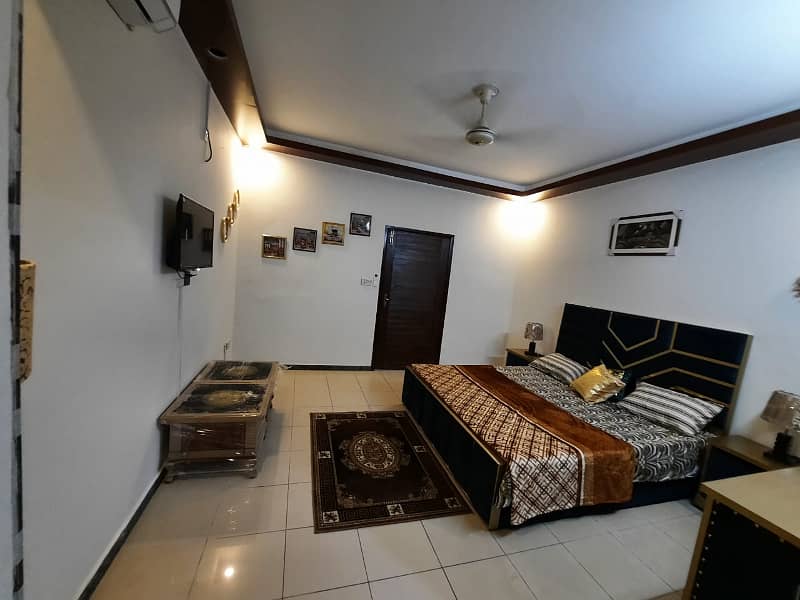 One bedroom fully furnished apartment available for Rent 6