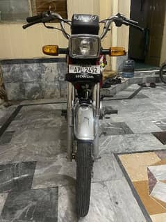 Honda CD 70 Red colour contact no 03144677239 0