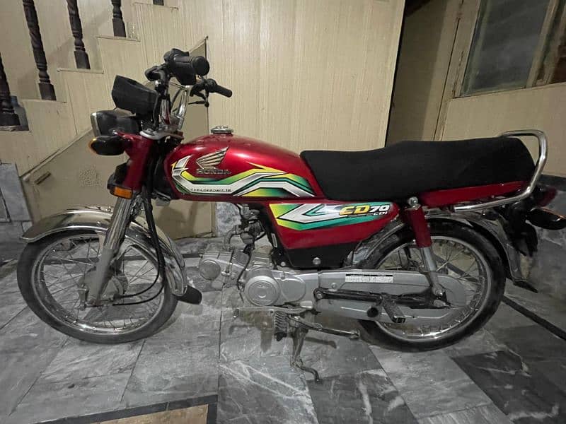 Honda CD 70 Red colour contact no 03144677239 3