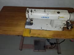 juki swing machine wit servo motor