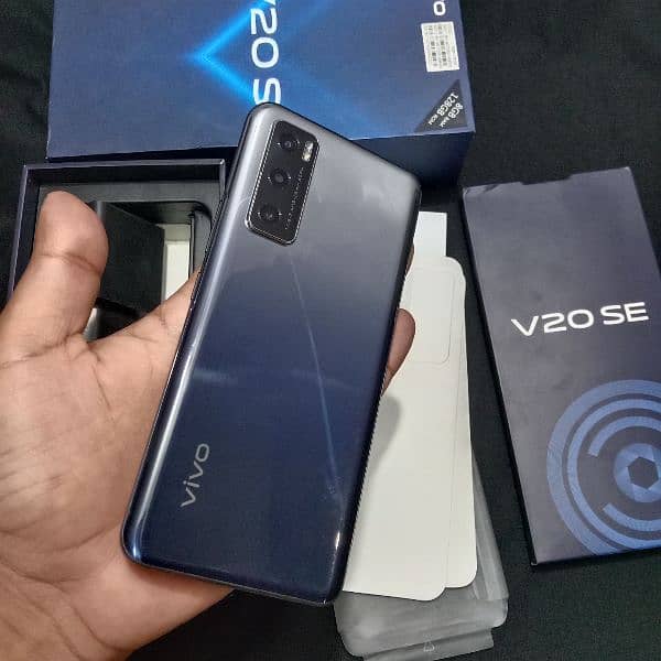 Vivo V20SE 8/128 4