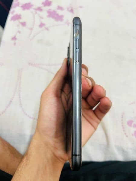 IPhone 11 Non PTA (4 Months Sim time) Water Packed Lush Condition 64GB 4