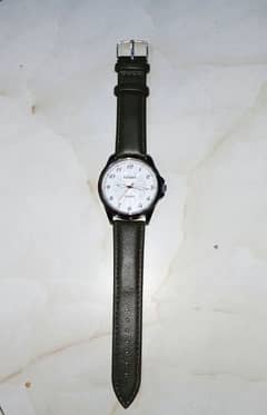 Men watch in new condition