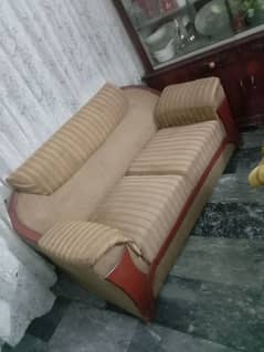 king size 6seater sofa set heavy sofa good conditions