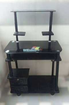 computer trolley 0