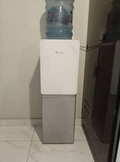 water dispenser only one month use 0