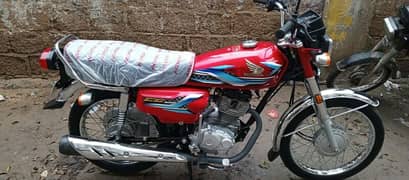 Honda CG 125 2024 model first owner karachi num 03343856656 0