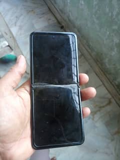 Samsung z flip. . 8/256gb. . pta approved. . panel damage