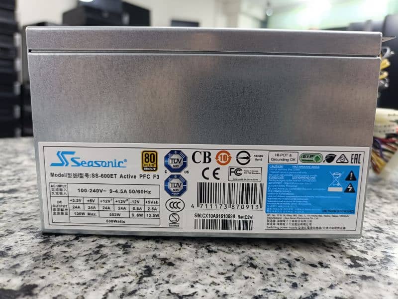 Seasonic 600 watt Power Supply 80+ Brozne 0