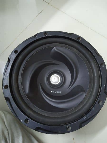 Kenwood 12" car woffer heavy baas 2