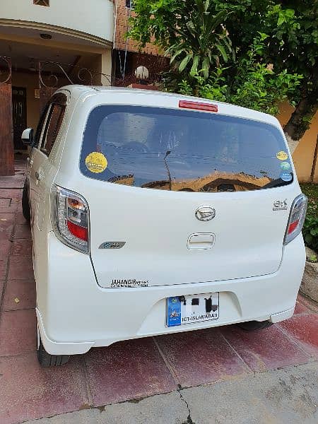 Daihatsu Mira Eis 10