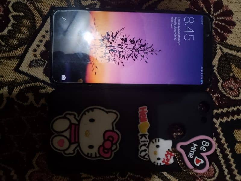 Oppo F5 For Sale 3