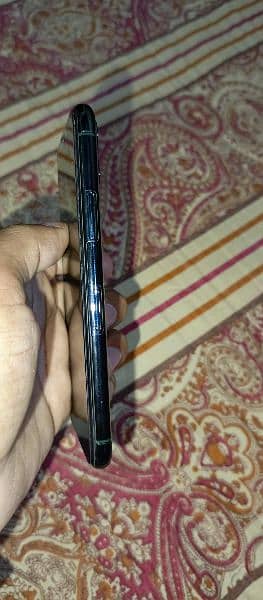 iphone 11 pro 256GB 2