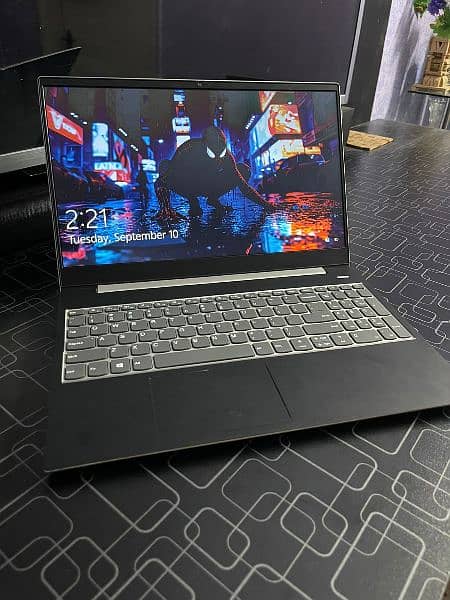 Lenovo ideapad 3