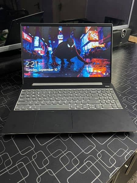 Lenovo ideapad 4