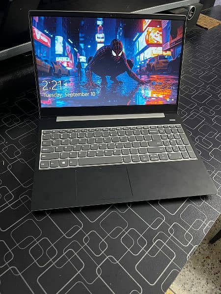 Lenovo ideapad 5