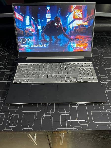 Lenovo ideapad 7