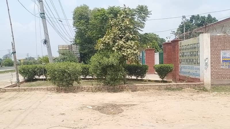 10 Marla corner plot near ferozpur road Mustafabad Lalyani Lahore 12