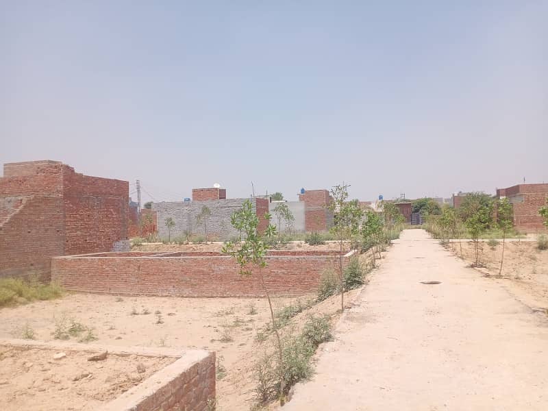 5 Marla Plot near ferozpur road and new defence road Lahore 3