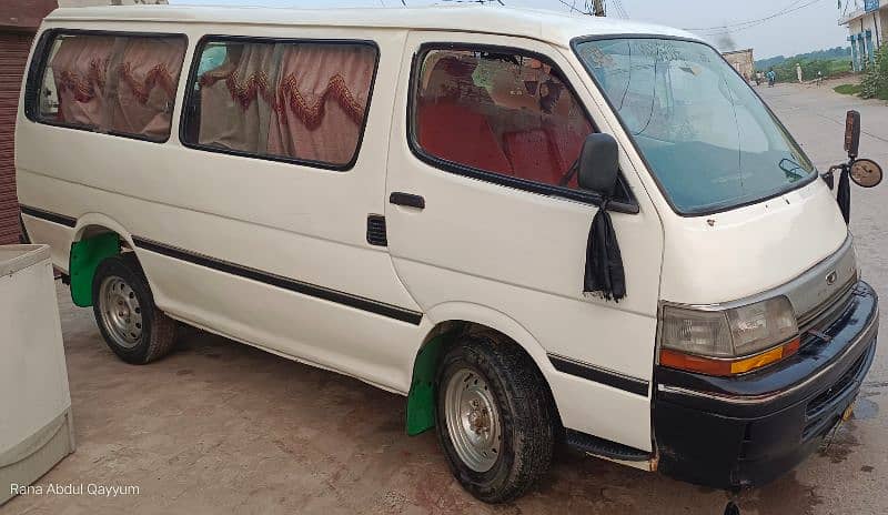 Toyota hiace. 10