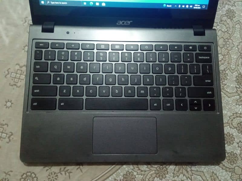 Acer touch  laptop 4GB RAM 180 GB SSD CONTACT ME  03167612626 4