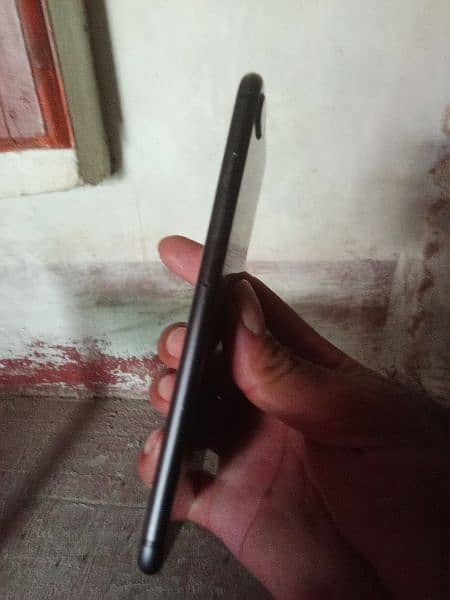 i phone 8plus 64gb. my namber03427618326 2