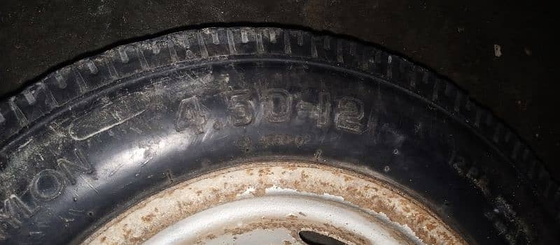 Suzuki tyre  4 50 12   03029125786 2