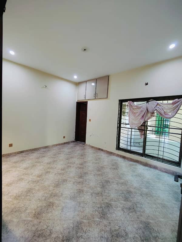 5 MARLA BRAND NEW TYPE CORNER HOUSE FOR SALE IN EDEN BOULEVARD 7