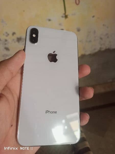 I phone xs max 0