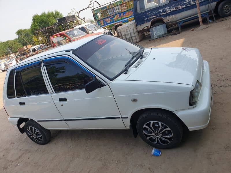 Suzuki Mehran VXR 2012  uoro 1