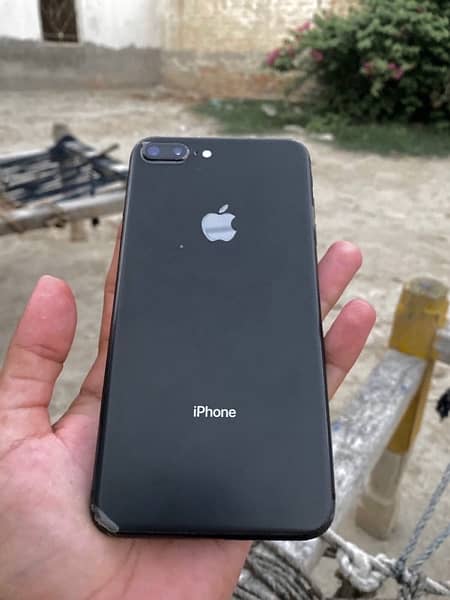 iPhone 8+ plus 128gb (jv Water pack all ok betry health81 2