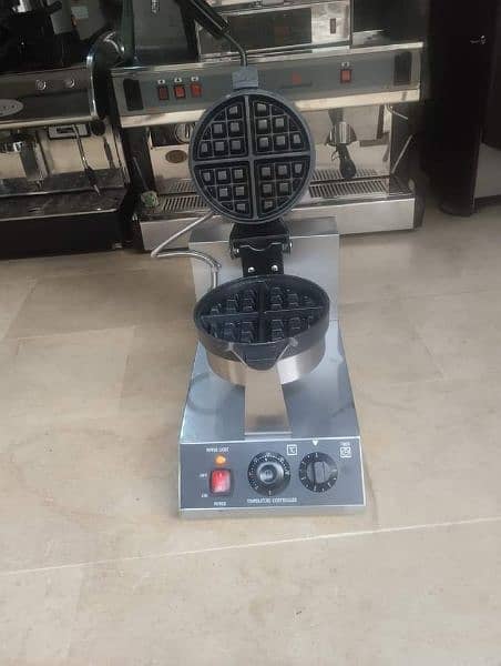 Singapore imported Belgium Rotating waffle machine in new condition 2