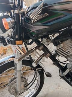 bike bilkul ok hai janwan 9000 chala ha 03086249908