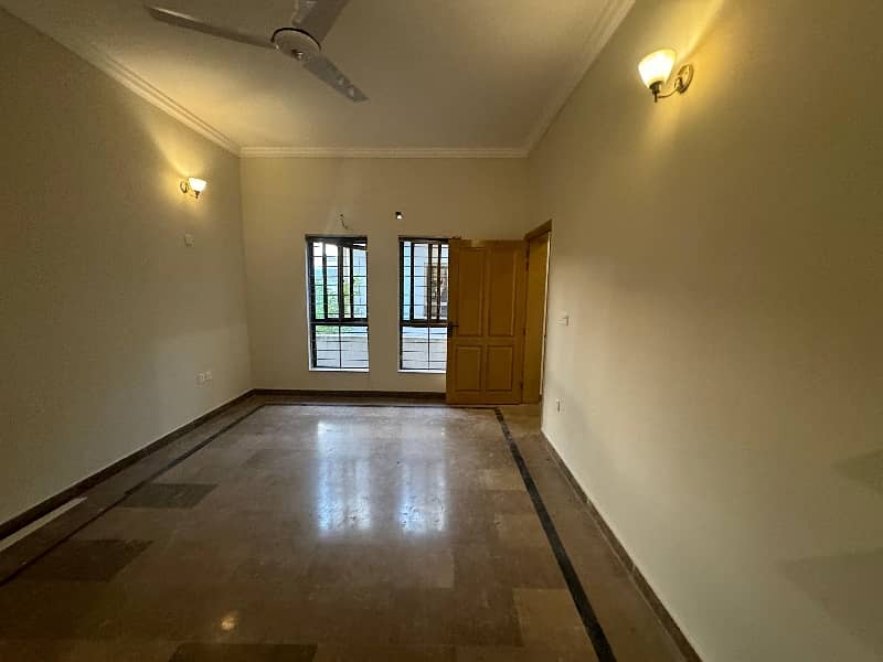 3 Three bed room upper portion available for rent 9