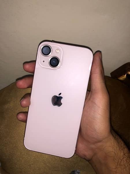 iPhone 13 Rose Pink 2