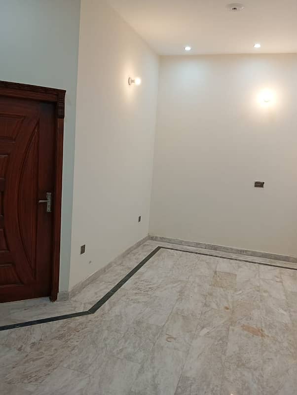 5 MARLA BRAND NEW HOUSE FOR SALE IN VERY REASONABLE PRIC E 7