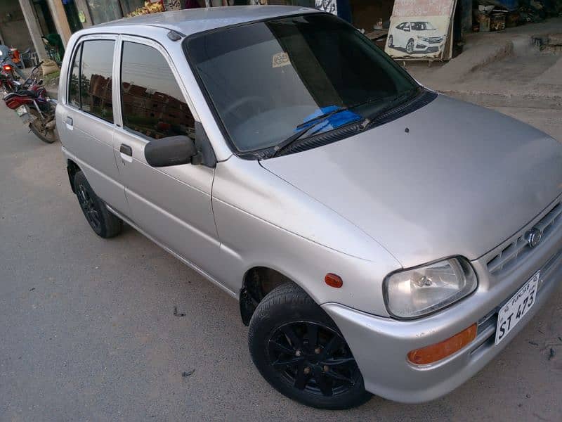 Daihatsu Cuore 2010 4