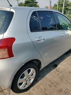 Toyota Vitz 2006